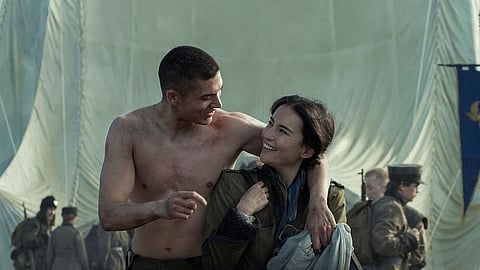 On 'Shadow and Bone', actors Jessie Mei Li and Archie Renaux play the characters of Alina Starkov and Mal Oretsev, respectively