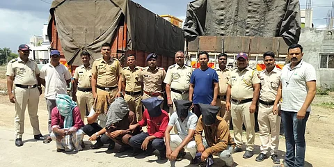Otur Police arrest seven for illegal transportation of animals for slaughter