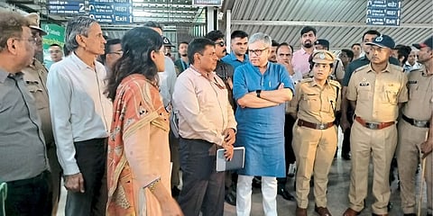 Union Railway Minister Ashwini Vaishnaw during his visit to Pune Railway Station on July 20.