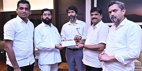 MNS President Raj Thackeray met Chief Minister Eknath Shinde at his Varsha residence regarding this matter.
