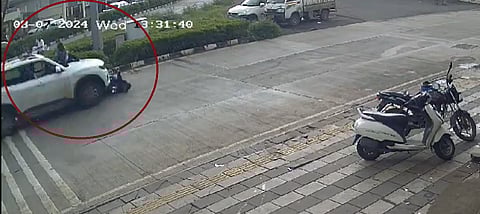 Pimple Gurav Hit-and-Run: Speeding car drags bike. Impact was so sever that rider was thrown in air and fell on car windshield.