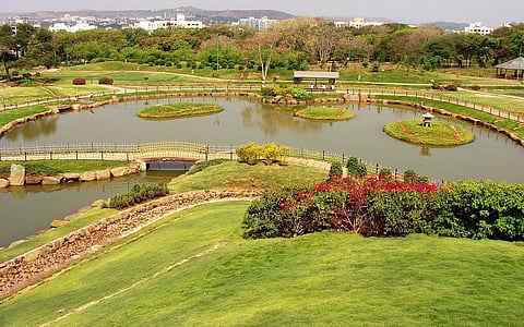 Pu. La. Deshpande Garden on Sinhagad Road