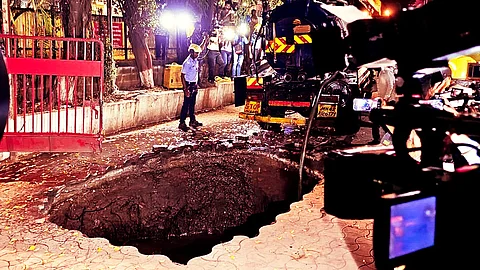 Ground Collapse at City Post Office