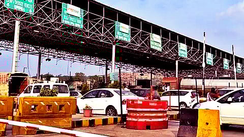 Khed Shivapur toll booth