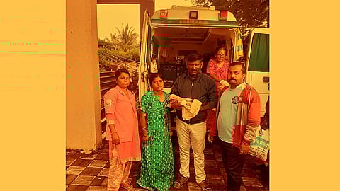 Bhor: 108 Ambulance service helped deliver a baby girl inside the ambulance