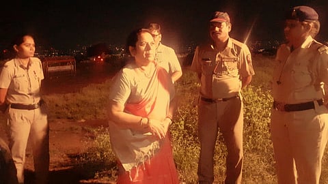 Dr. Neelam Gorhe at Bopdev Ghat