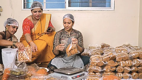 Diwali Faral by Women Self-Help Groups