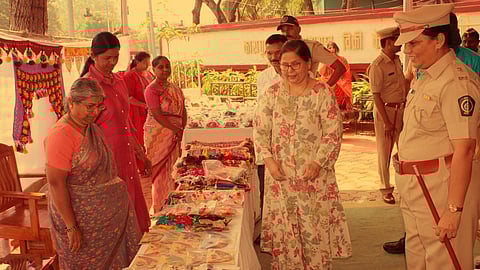 Yerawada Central Jail Hosts Diwali Fair