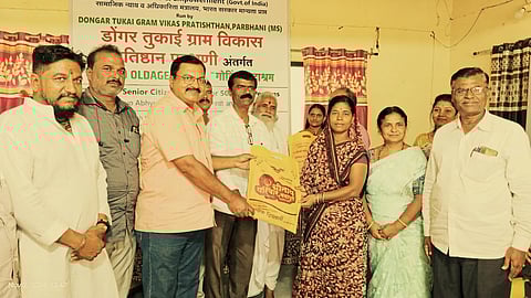 Diwali snacks were distributed to the underprivilged families in Indapur, Malshiras, Madha and Pandharpur talukas