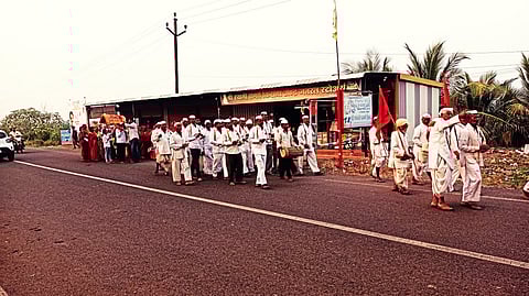 Datta Devasthan's Palanquin Welcomed in Ganeshwadi