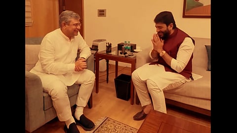 Pune MP Murlidhar Mohol with Railway Minister Ashwini Vaishnaw