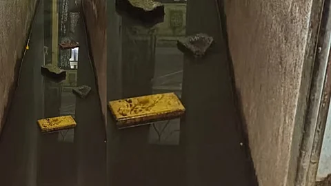 Bhavani Peth: Blocked Drains Leave Residents Struggling in Sewage-Flooded Homes