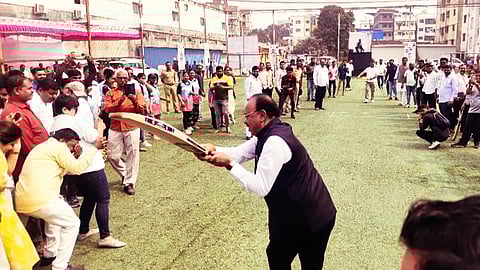 Revenue Minister Chandrashekhar Bawankule batting during the match