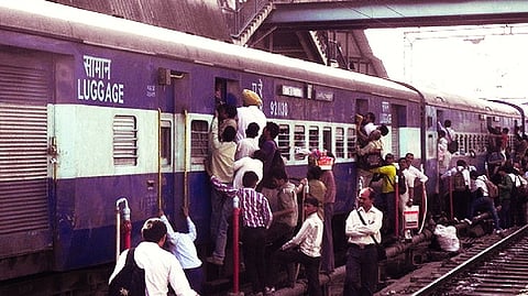 Pune Railway Division Fines Ticketless Passengers