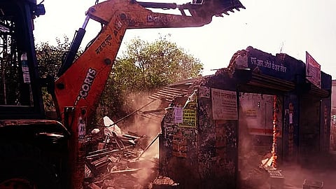 Slum Clearance for Sadhu Vaswani Bridge Reconstruction Project