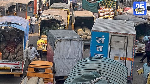 Market Yard Traffic Mess