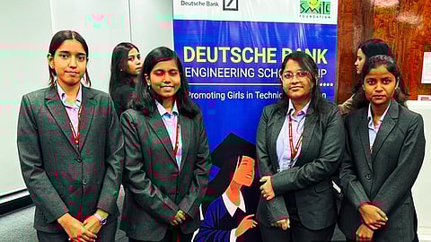 Deutsche Bank Awards Scholarships to Four First-Year Engineering Students