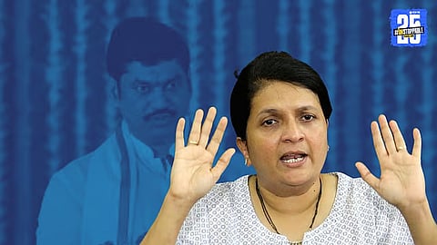 Anjali Damania Claims Farmers’ Land Illegally Seized by Munde’s Aide