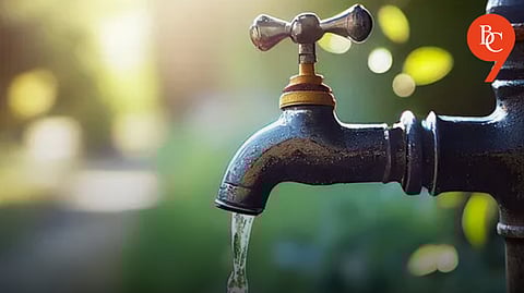 Pune: Vimannagar Faces Severe Water Shortage, Residents Forced to Rely on Expensive Tankers