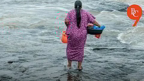 Pune Rain News: Relentless Downpour in Alandi Raises Indrayani River Levels and Changes Water Color