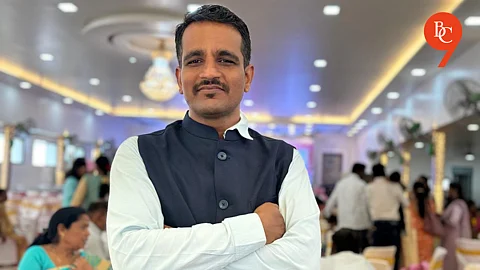 Sassoon Hospital’s Dr. Nitin Abhiwant Passes Away During Himalayan Trek