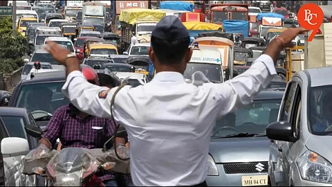 In preparation for the annual Ashadhi Wari Palkhi processions of Sant Tukaram Maharaj and Sant Dnyaneshwar Maharaj, the Pune District Collector’s Office has issued a traffic regulation and diversion
