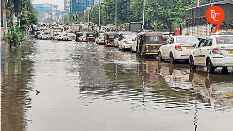 Heavy Rains Lash Konkan and Western Maharashtra; Red Alert Issued for Pune and Surrounding Ghats