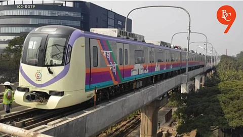 Pune Metro Offers Free 'One Pune Student Pass' with 30% Travel Discount