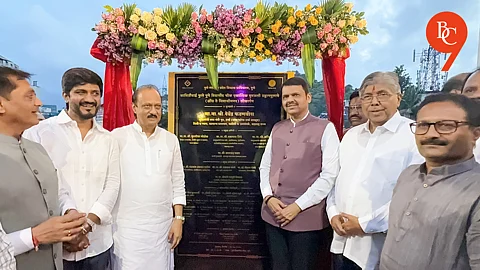 Devendra Fadnavis Inaugurates Double-Decker Flyover at Pune University Chowk