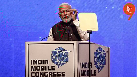 Prime Minister Narendra Modi Launches 9th India Mobile Congress| Watch Video