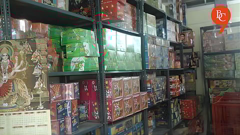 Pune Police Allow Licensed Firecracker Shops to Stay Open 24 Hours During Diwali