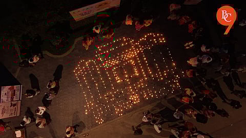 Shaniwarwada Replica Illuminates Pune Book Festival with Diyas