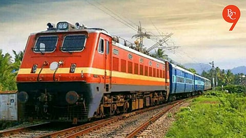 Pune: Three Teenagers Killed After Trains Run Over Them Near Majari Budruk