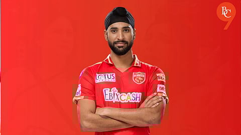 Cricketer’s Playful Jab at ‘Fake’ Supporter Wins Internet Attention