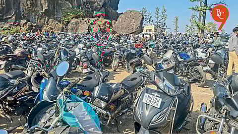 Over 96,000 visitors in 20 days; Holiday Rush Brings Record Tourist Footfall to Sinhagad Fort