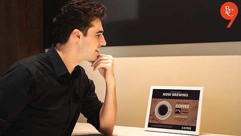 Samsung Unveils 13-Inch Paper-Thin Display with Near-Zero Power Use and 40% Lower Carbon Emissions