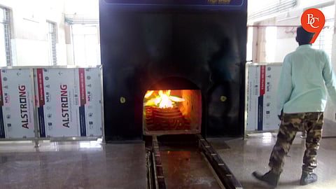 Pune Crematorium Gas Supply Restored; PMC Resumes Use of Gas-Based Cremation Units