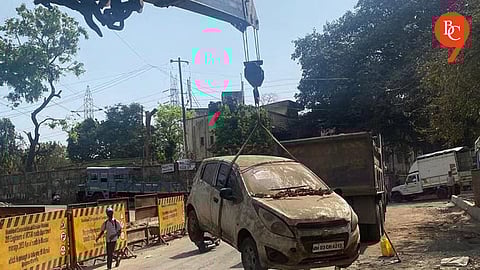 Pune Traffic Police Seize 6,000 Vehicles in Crackdown on Abandoned and Illegal Parking