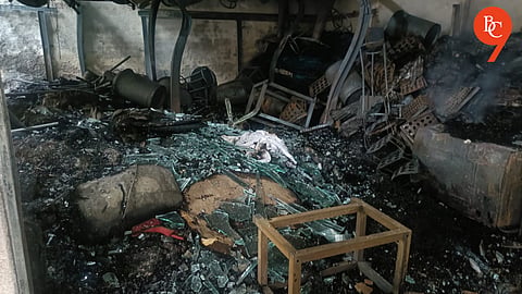 Pune: Massive Fire Destroys Warehouse in Bibwewadi; Two Trucks, Seven Bikes Burned