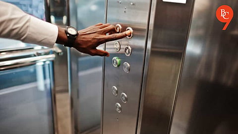 Pune Tragedy: 7-Year-Old Boy Dies After Getting Trapped in Lift at Sinhagad Road Society