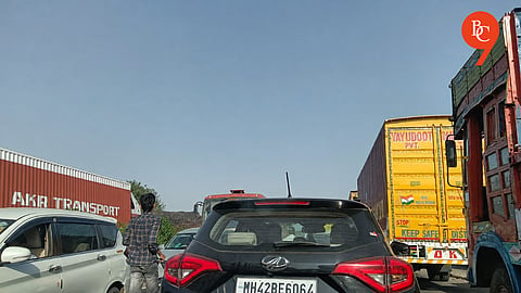 Massive Traffic Congestion on Pune-Solapur Highway Leaves Commuters Stranded for Hours