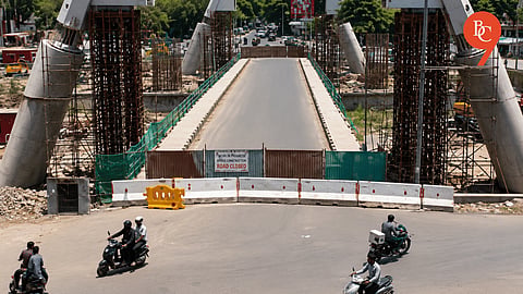 Pune Bhide Bridge to Remain Closed for Traffic for Metro Footbridge Work from Today