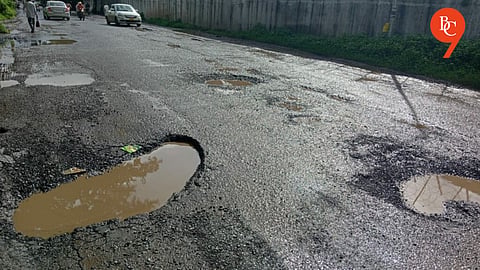 PMC's 'Only 54 Potholes Left' Claim Questioned After Punekars Find 25 Potholes in 50 Metres