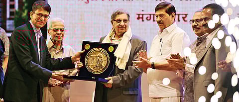 Dr Cyrus Poonawalla felicitated during BMCC’s anniv celebrations