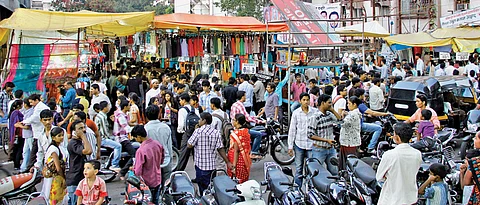 Fashion Street declared illegal by Cantt Board