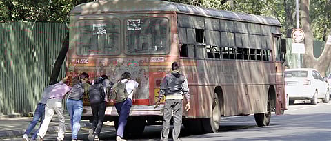 ‘PMPML bus breakdowns cause traffic jams’