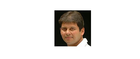 Rohit Tilak booked for raping lawyer