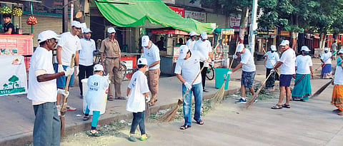 Sakal Social Foundation and PMC hold cleanliness drive