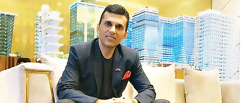Panorama Studios and Anand Pandit acquire rights for 'Khandaani Shafakhana'