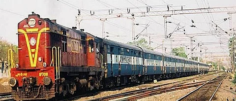 Special train between Pune and Patna starts